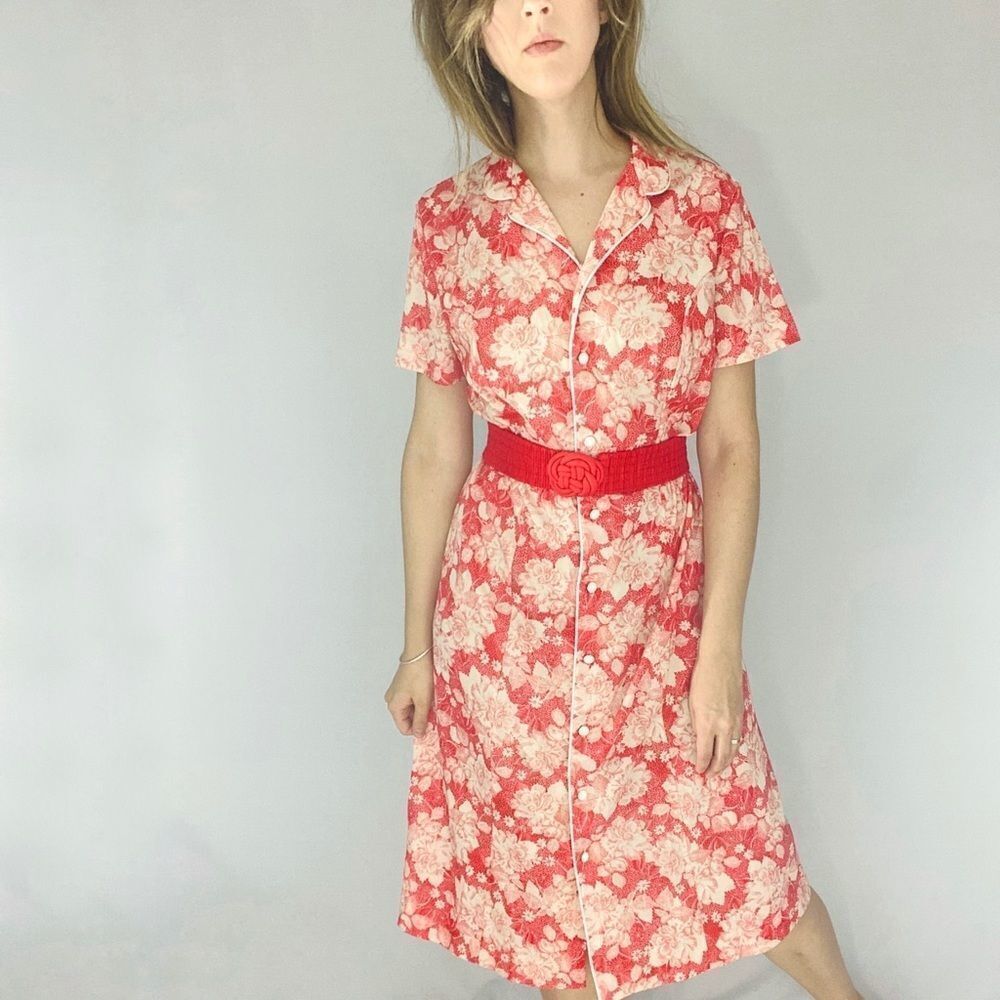 Floral Button Down 1960 / 70s Collared Button Down Shirt Dress. Day Dress Casual